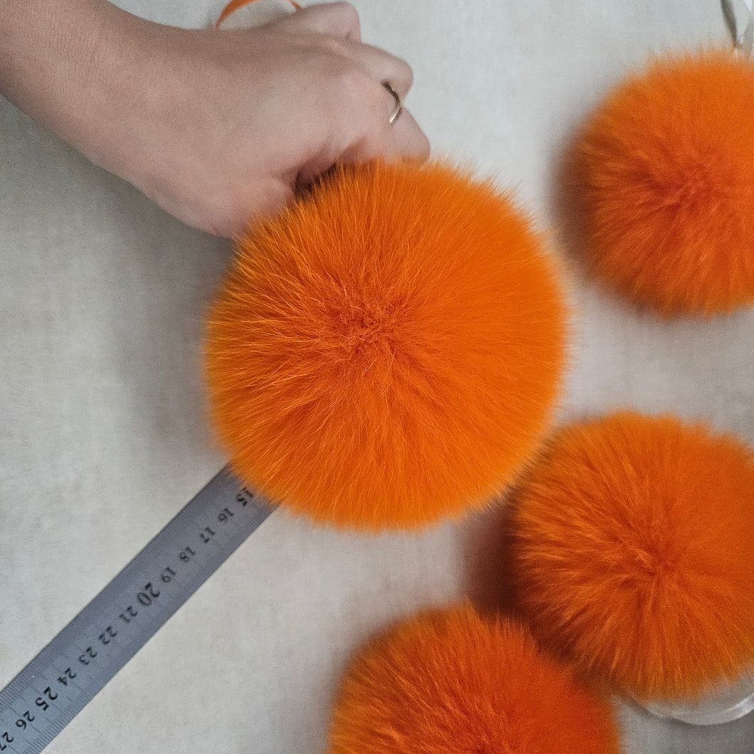 Orange pompom