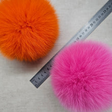 Load image into Gallery viewer, Flamingo pink pompom
