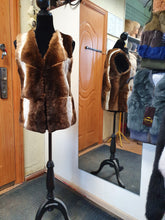 Load image into Gallery viewer, Rex rabbit fur vest
