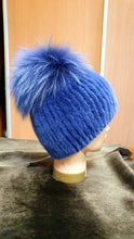 Load image into Gallery viewer, Mink hat with silver fox pompon
