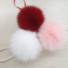 Load image into Gallery viewer, Red pompom
