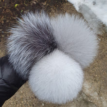 Load image into Gallery viewer, Silver fox pompom. Frost
