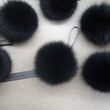 Load image into Gallery viewer, Black polarfox pompom
