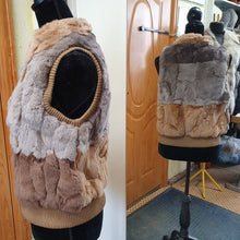 Load image into Gallery viewer, Rex rabbit MIX vest
