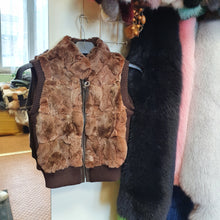 Load image into Gallery viewer, 104 Children. Brown rabbit vest
