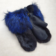 Load image into Gallery viewer, Mink + silverfox mittens 7
