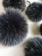 Load image into Gallery viewer, Black &amp; white pompom
