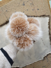 Load image into Gallery viewer, Brown&amp;white pompom
