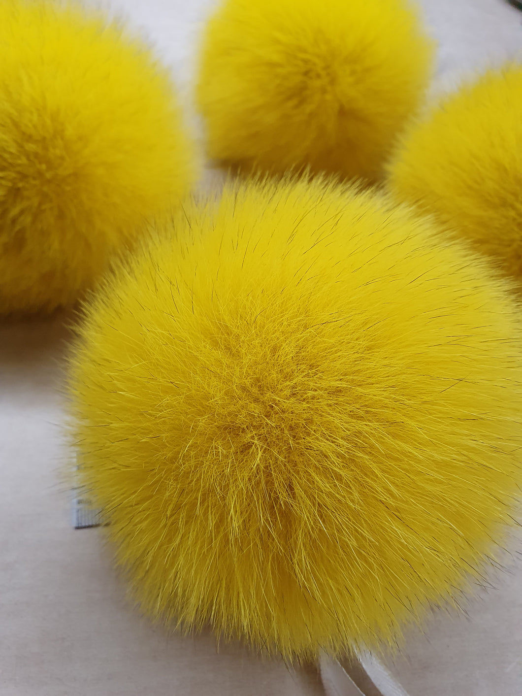 Lemon pompom