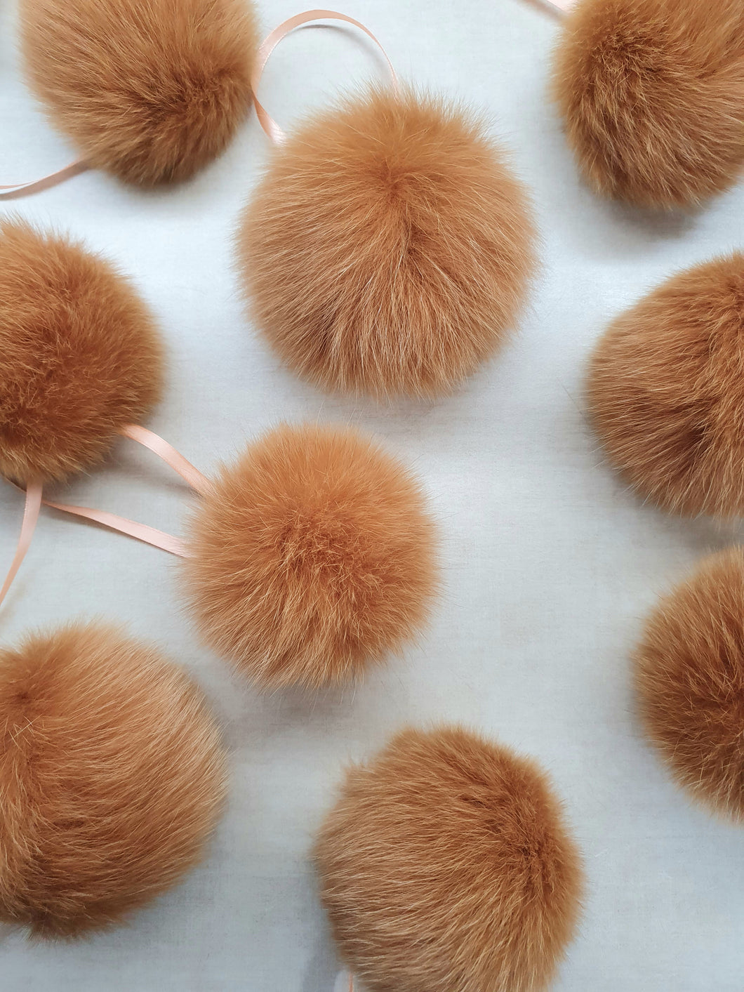 Caramel pompom