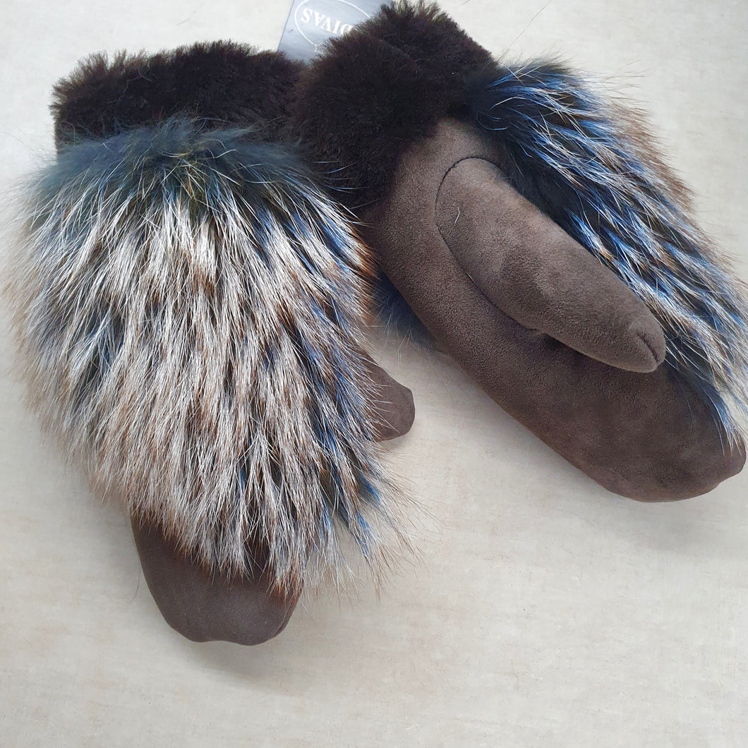 Sheepskin & silver fox mittens 7