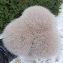 Load image into Gallery viewer, Beige polarfox pompom
